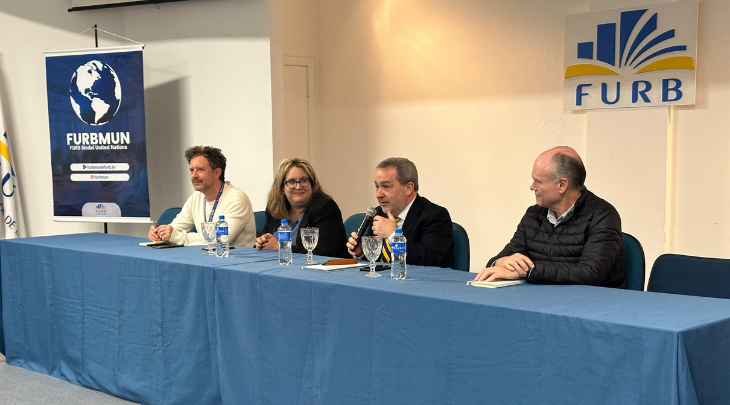  FURBMUN encerra 4ª edição com palestra sobre Direito Internacional e tem recorde de participação