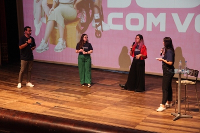 Embaixadoras da FURB na campanha de verão marcaram presença