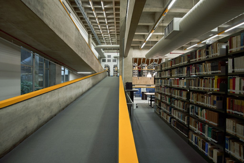 biblioteca-furb