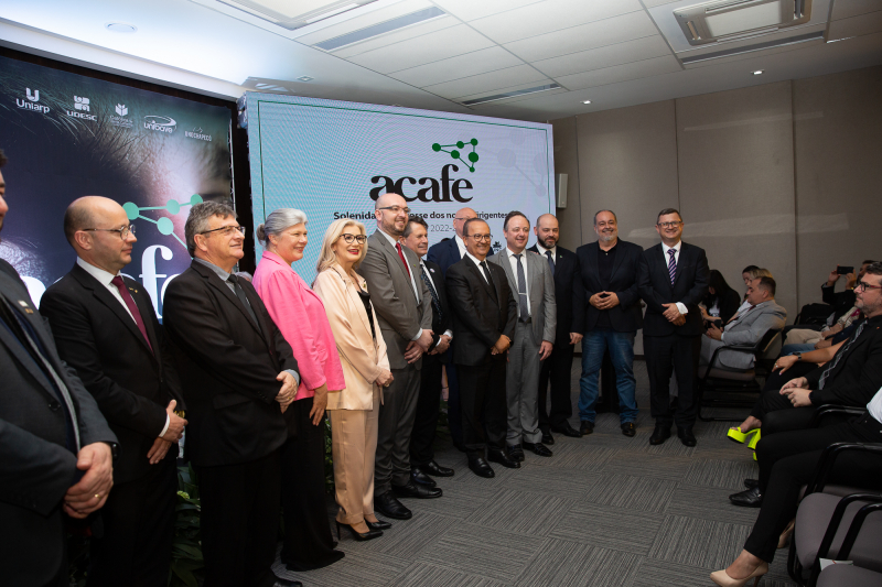 Governador presente na posse da ACAFE