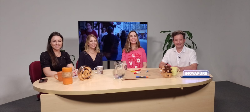 Rafaella e Juliana Tridapalli no podcast iNOVA FURB 