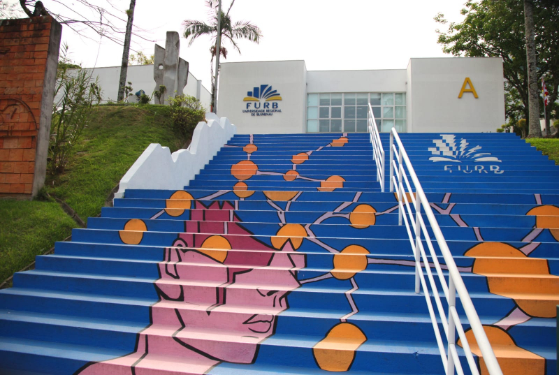 Escadaria da FURB