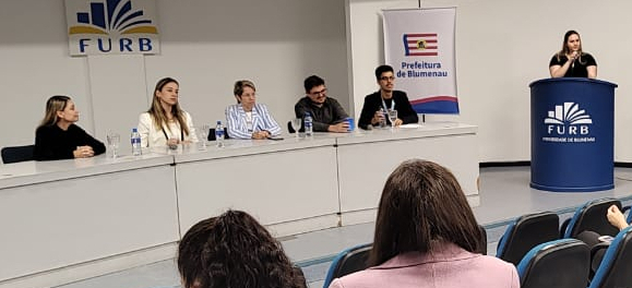 Semana de Juventude apresenta SAVS na FURB 