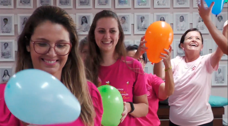 Projeto de extensão da FURB promove bem-estar de mulheres da Rede Feminina