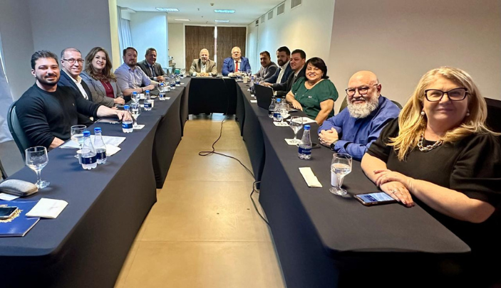 Reitora da FURB cumpre agenda ampla em Brasília e participa de Assembleia Ordinária da Animes