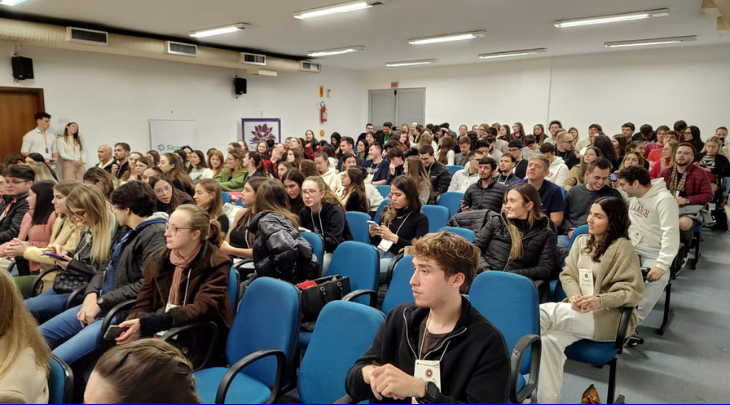 Curso de Medicina realiza 21ª Semana Acadêmica na FURB