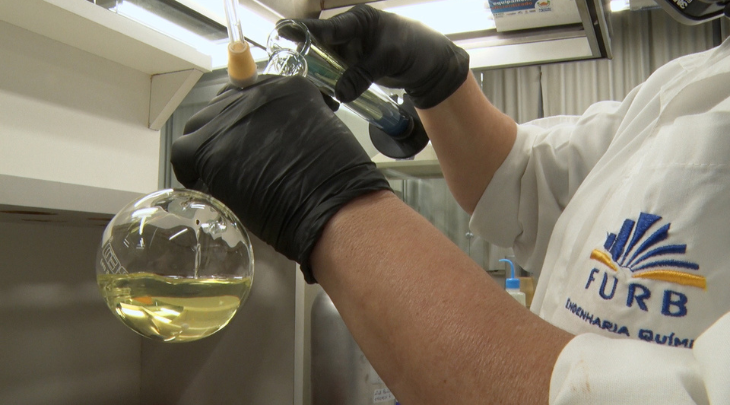 Laboratório de Análise de Combustíveis da FURB é o único do Sul do Brasil credenciado para monitorar qualidade do biodiesel