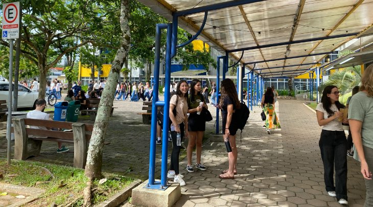 Movimentação nos campi: FURB inicia aulas em regime parcelado dos cursos de graduação