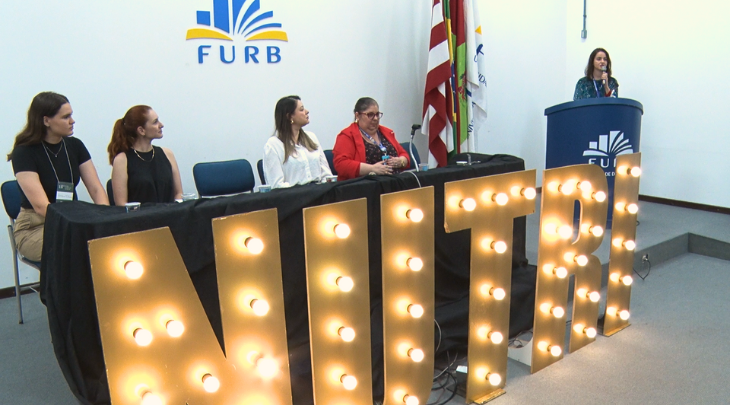 Jornada Acadêmica de Nutrição reúne professores, estudantes e profissionais até quarta-feira, 28