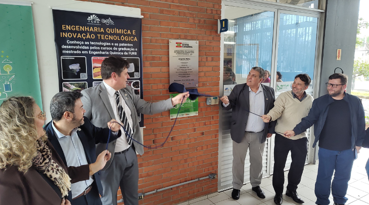 Laboratório de Análise de Combustíveis e Cromatografia da FURB inaugura novos equipamentos com investimento da FAPESC
