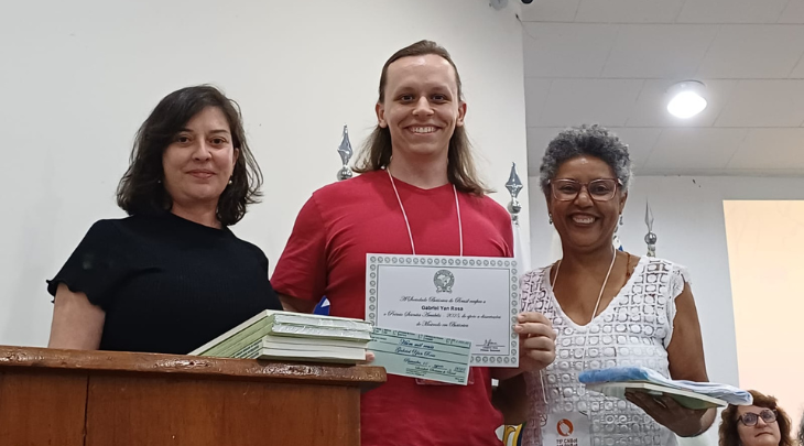Pesquisadores vinculados ao Herbário FURB participam do 75º Congresso Nacional de Botânica e recebem premiações