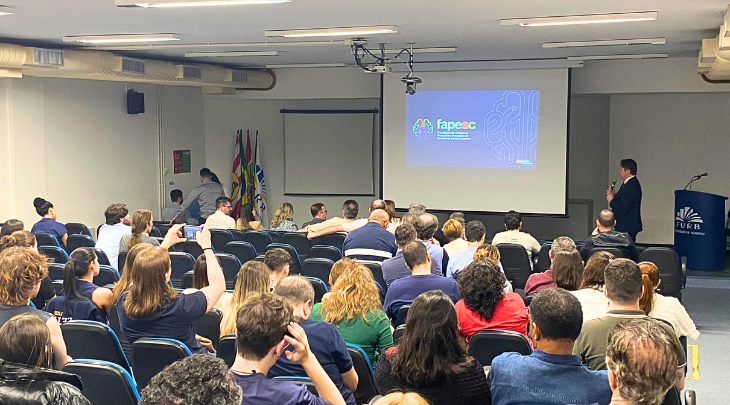 MIPE 2025 inicia na FURB celebrando ciência, cultura e inovação
