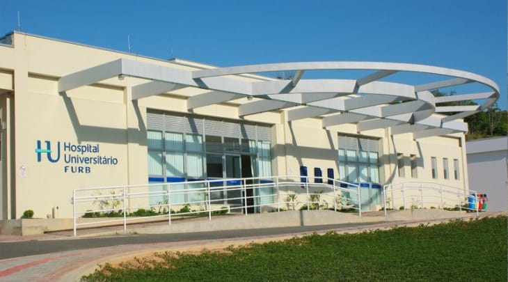 Hospital Universitário da FURB, localizado no campus 5
