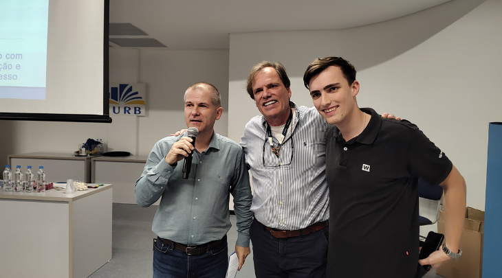 FURB recebe empresários de Blumenau e região para troca de ideias com estudantes de Administração