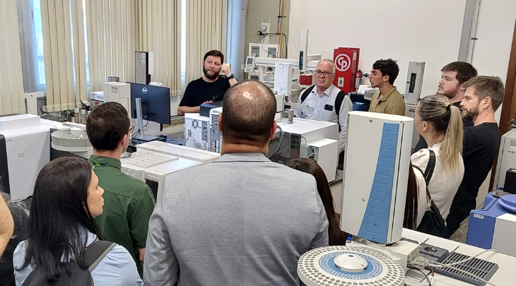 FURB sedia evento sobre transição energética com empresas, poder público e instituições do 3º setor 