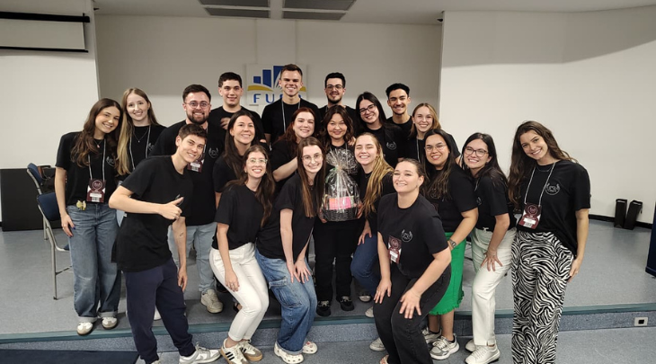 Semana Acadêmica de Odontologia reúne estudantes para discutir ciência, tecnologia e humanização no atendimento odontológico