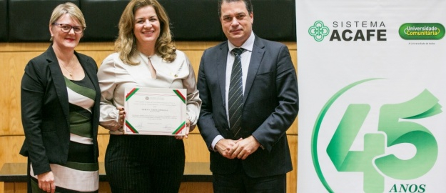 FURB na Alesc em homenagem à Acafe