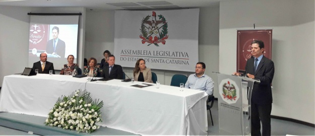 Curso de Direito é homenageado pela Assembleia Legislativa