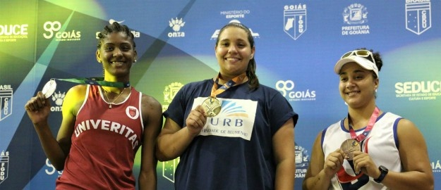 FURB arrasa com dez medalhas no atletismo dos JUBs