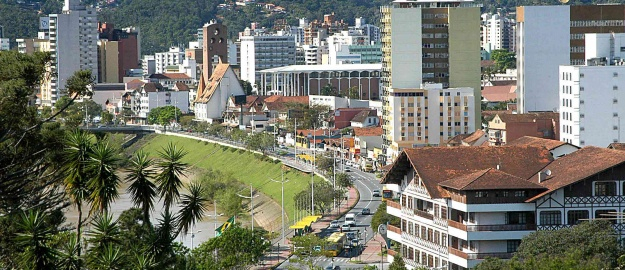 Projeto de extensão apoia evento sobre direito à moradia