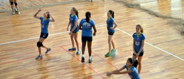  Bluvôlei seleciona novos talentos para a temporada