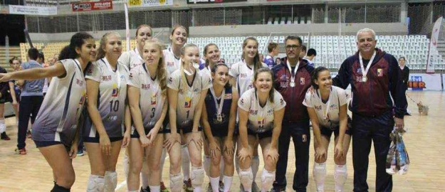 Voleibol: Bluvôlei é campeã do Aberto de Jaraguá