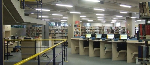 Biblioteca adota novas regras para receber doações de livros