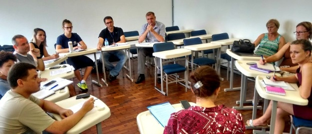 Gestão Esportiva trabalhará na FURB e nas escolas