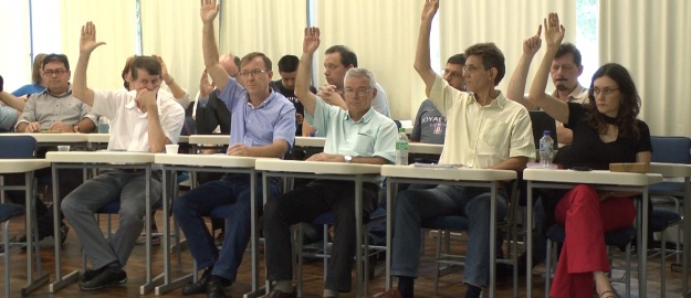 Consuni aprova reajuste nas mensalidades