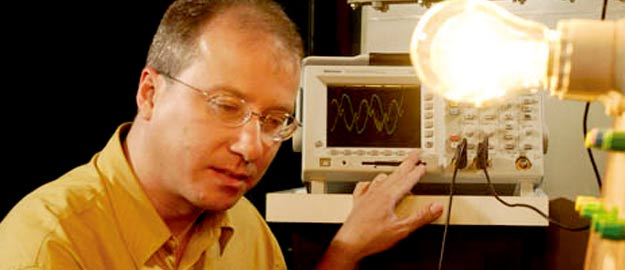 Nova grade permite dupla diplomação em Engenharia Elétrica e de Telecomunicações