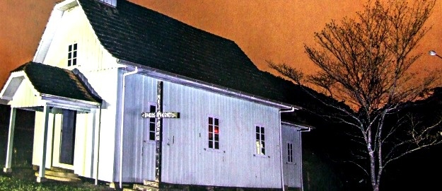 Vida e religião são temas de exposição fotográfica