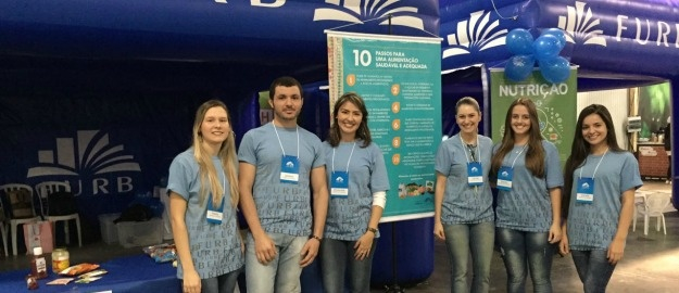 Curso de Nutrição presente no evento de 1º de Maio