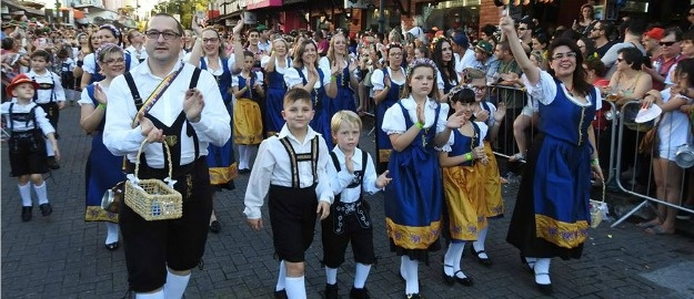 FURB presente na 33ª Oktoberfest