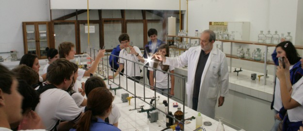 Alunos de escolas da região se divertem e aprendem novidades em oficinas do Interação Júnior 