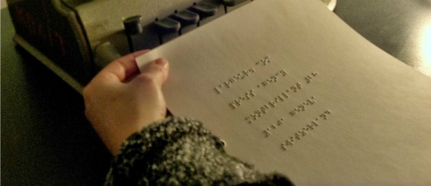 Funcionários da FURB participam de formação em Braille
