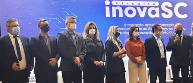 FURB presente ao lançamento do Circuito Inova SC 