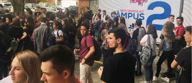 FURB recebe milhares de estudantes para o Interação