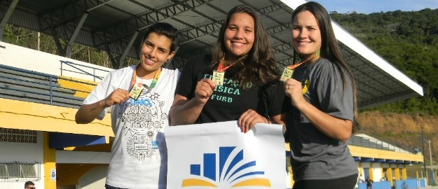Oito estudantes da FURB participam dos JUCs 2016