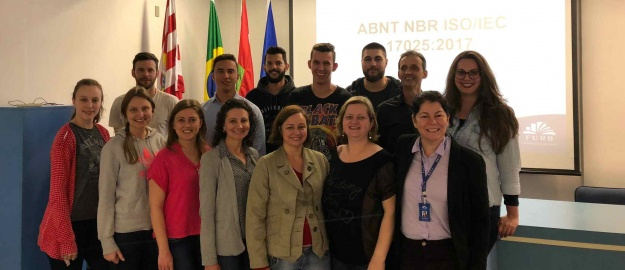 Servidores do Laboratório de Combustíveis fazem treinamento