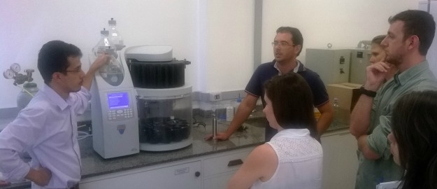 Engenharia ambiental discute segurança nos laboratórios