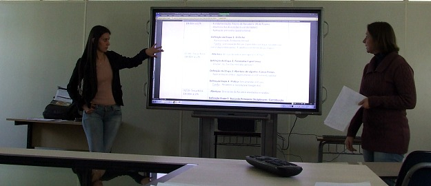 Professores de escolas locais iniciam capacitação para uso de tecnologias em sala de aula 