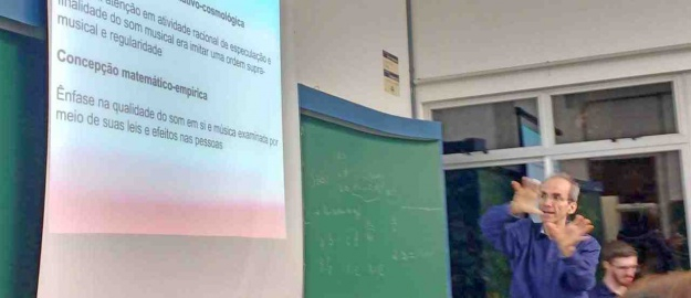 Licenciatura em Matemática faz aula comemorativa aos 50 anos
