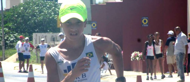 Atletas da FURB conquistam vagas para Sulamericano de Marcha Atlética