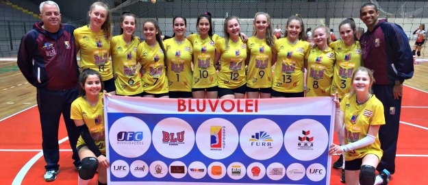 Bluvolei conquista bons resultados fim de semana