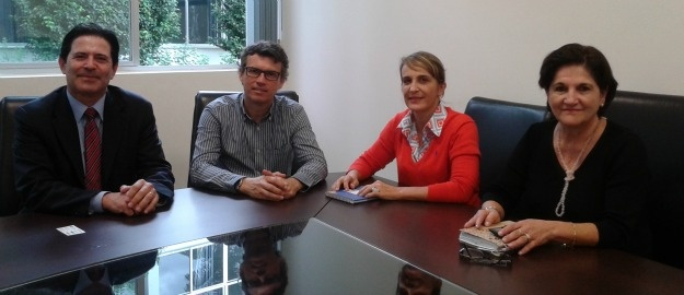Curso de Moda afina parceria com empresa 