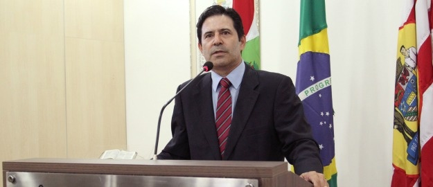 Reitor da FURB fala na Câmara de Vereadores
