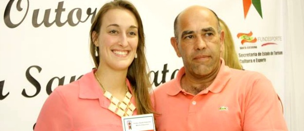 Aluna da FURB é campeã geral do Ranking Catarinense de Karatê