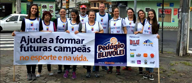 Pedágio do Bluvôlei arrecada R$ 28,6 mil para jogos de 2017