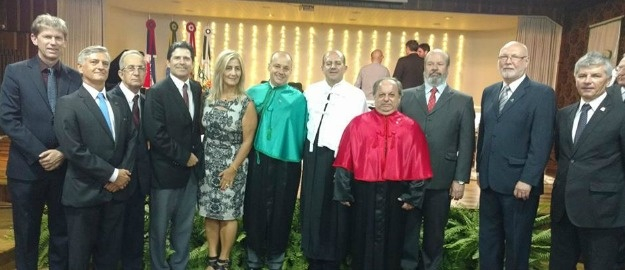 João Natel participa da posse do reitor da Unibave
