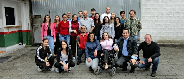 Presos se queixam das condições a alunos do curso de Direito